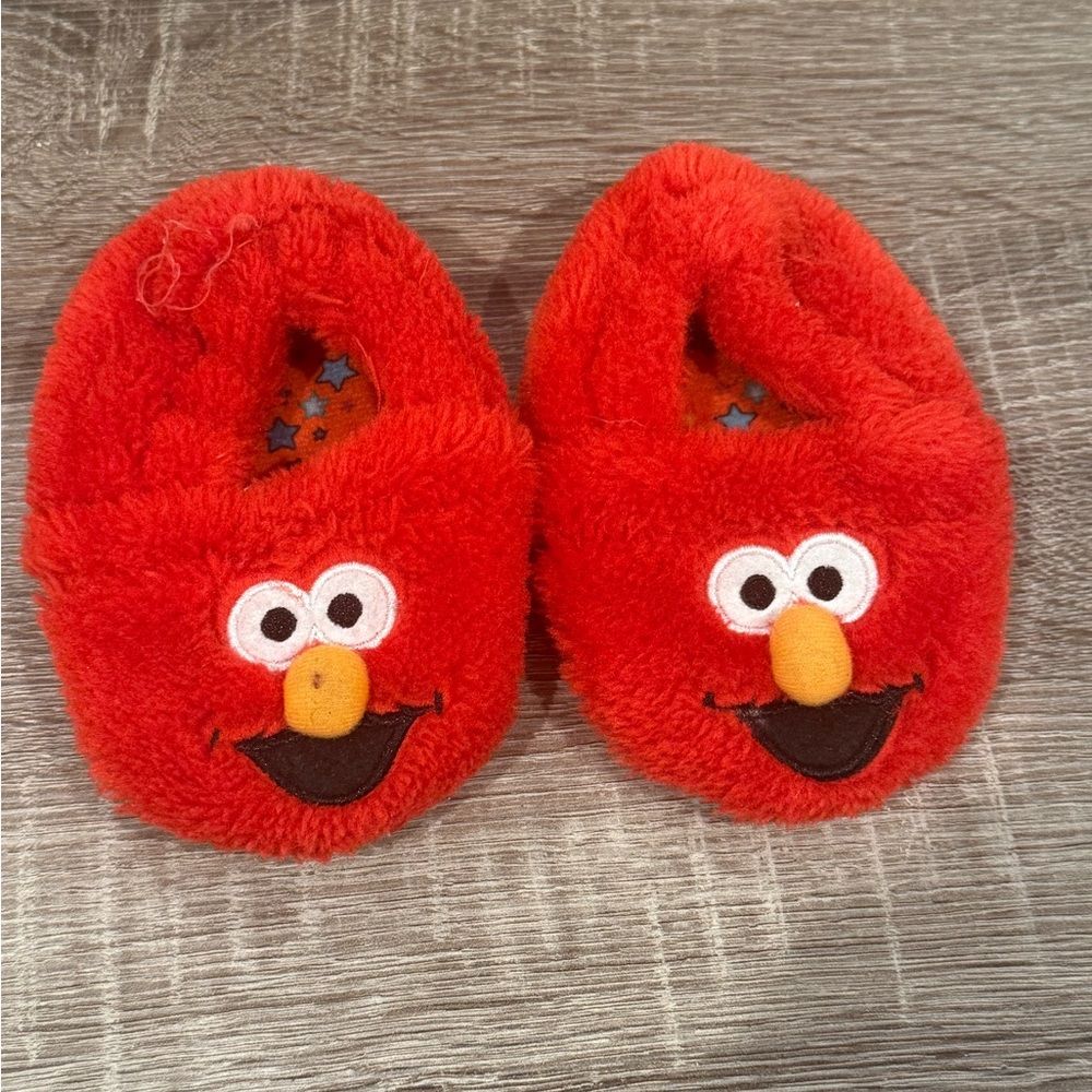 Red Elmo Kids Slippers